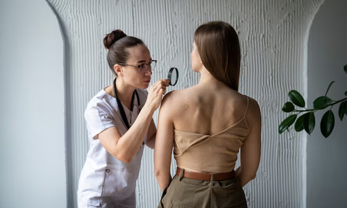 Doctor-checking-one's-skin
