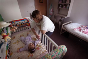 touch your baby's body sleep2