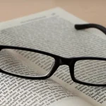6 Signs that you might need reading glasses
