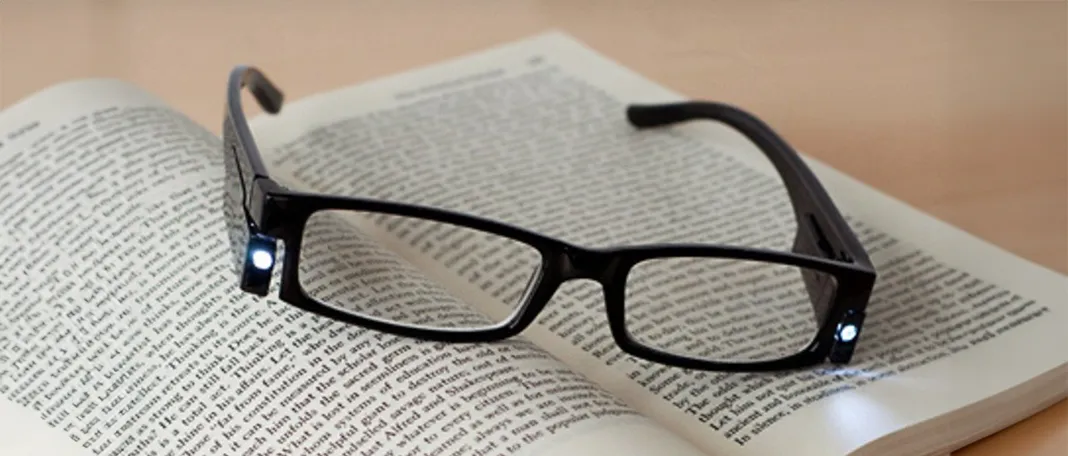 6 Signs that you might need reading glasses
