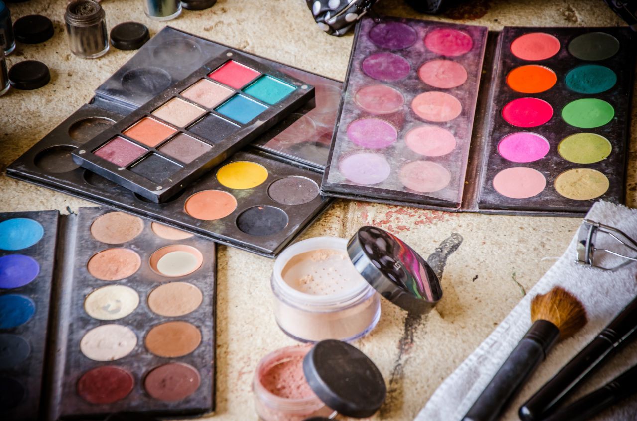 Here’s why makeup hygiene is vital!