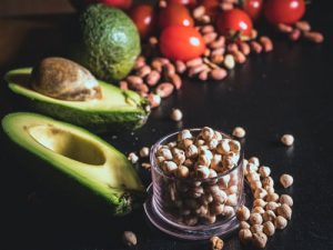 Include-healthy-fats-food-for-weight-loss