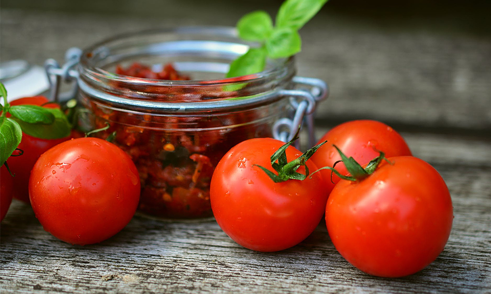 Tomatoes for Weightloss with the Negative Calorie Diet Plan!