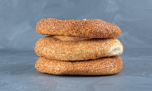 Use Raisins for Bagel Spreads