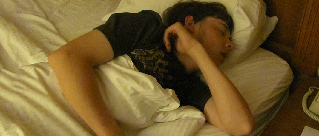 Bi-Phasic Sleeping Proved to Be Healthier Than Regular Sleeping