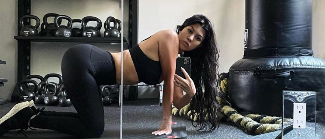 10-minute Butt Workout Plan from Kourtney Kardashian!