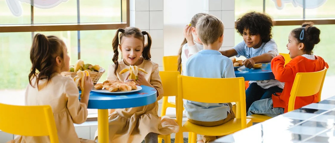 All You Need to Know About Your Children’s Happy Lunchtime