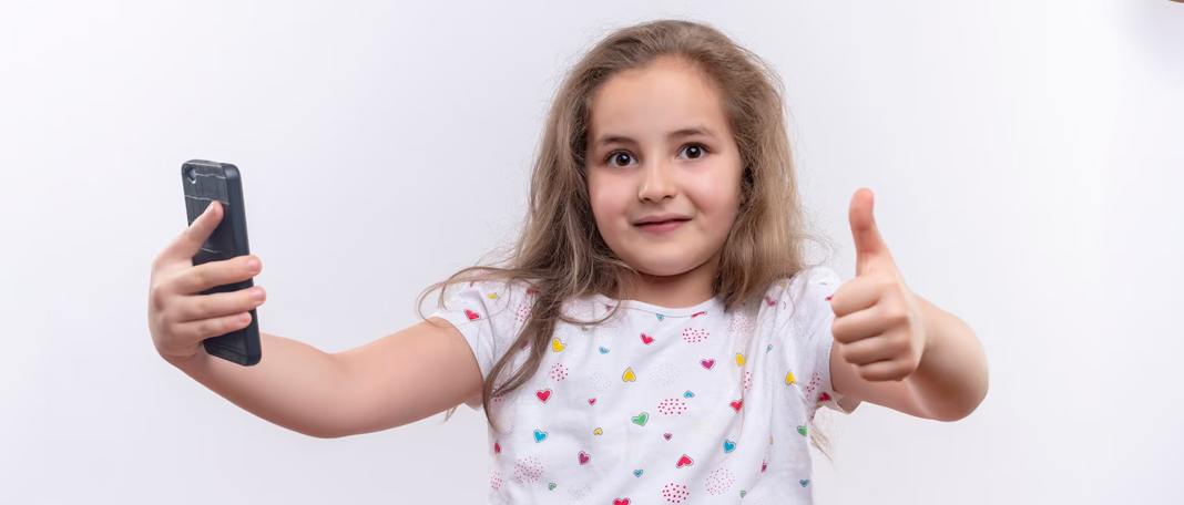 What Parents Should Know About Selfie Addiction in Children?