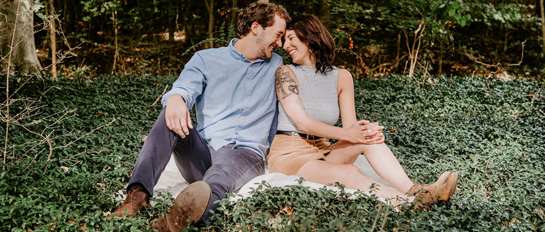 Love Bombing: Signs, Stages, and Other Healing Methods