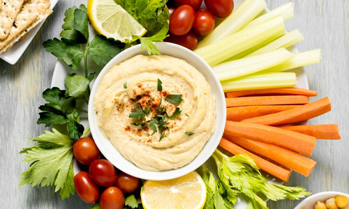 Hummus with Veggie Sticks
