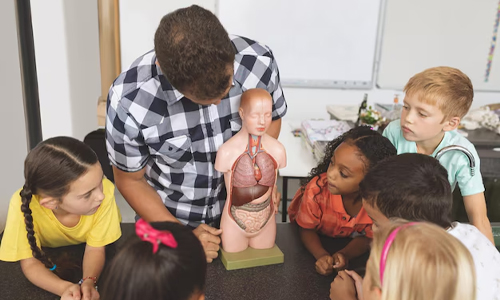 Teach-Kids-about-maintaining-their-body