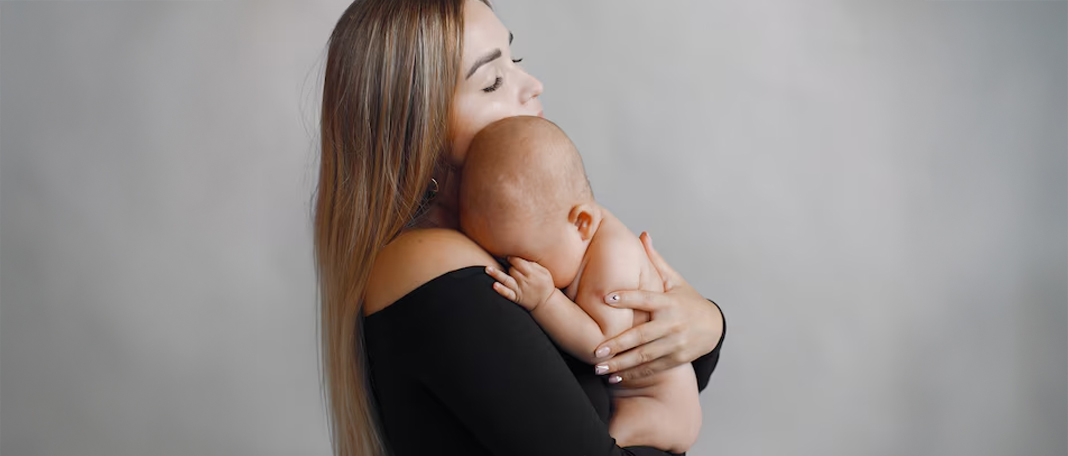 Are You a Mom of a Velcro Baby? Here Is Everything You Need to Know