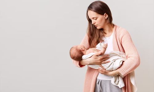 Mother-with-her-newborn-baby