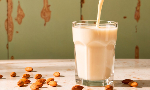 How-to-Flavor-Almond-Milk-Naturally
