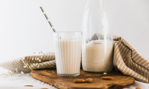 How-Often-Should-You-Drink-Almond-Milk